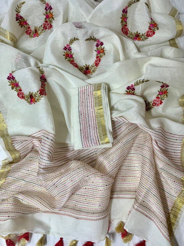 Kota silk Linen Necklace embroidery by French Knot styles and Kantha stitch on Pallu soft and smooth quality saree