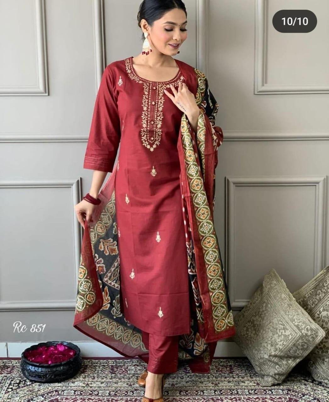 _the Vibrant Lilac  Hue And Intricate Butik Print Are The Perfect Combinations Of Feminine  And Powerful , Making It  The Perfect Outfit  For Any Occasion